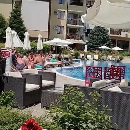 Garden Of Eden- м104 Reymar Apartament